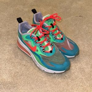Nike Air 270s barely worn!